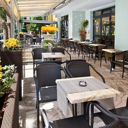 Hotel Grappoli ريميني المظهر الخارجي الصورة